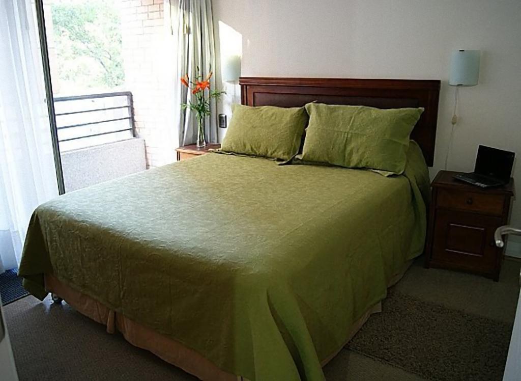 Lobato Apartments, Santiago